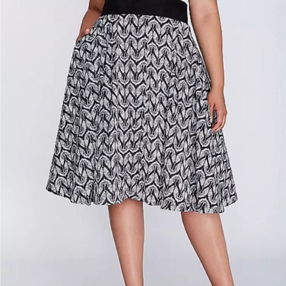 Melissa McCarthy Seven7 • Retro Tulle Swan Midi Skirt with POCKETS!